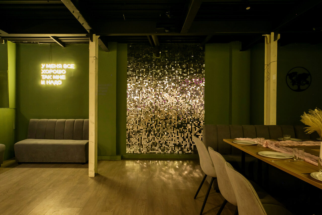 Арендовать Maybe Loft(Может быть Лофт). Зал Olive(Оливка)