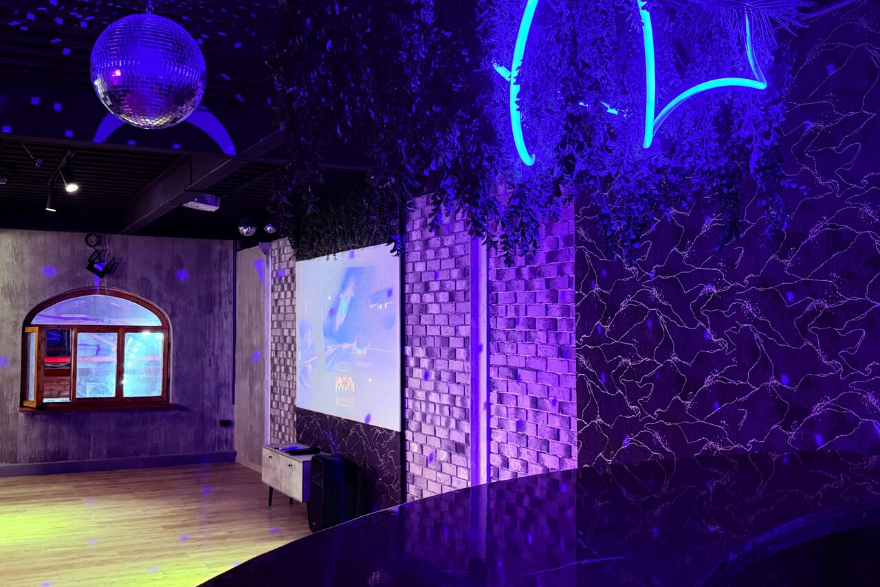 Арендовать Maybe Loft(Может быть Лофт). Зал Jungle(Джунгли)