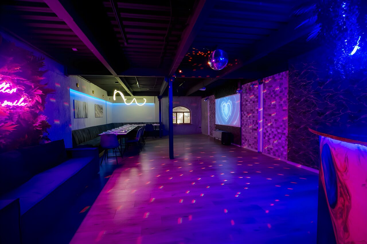 Арендовать Maybe Loft(Может быть Лофт). Зал Jungle(Джунгли)