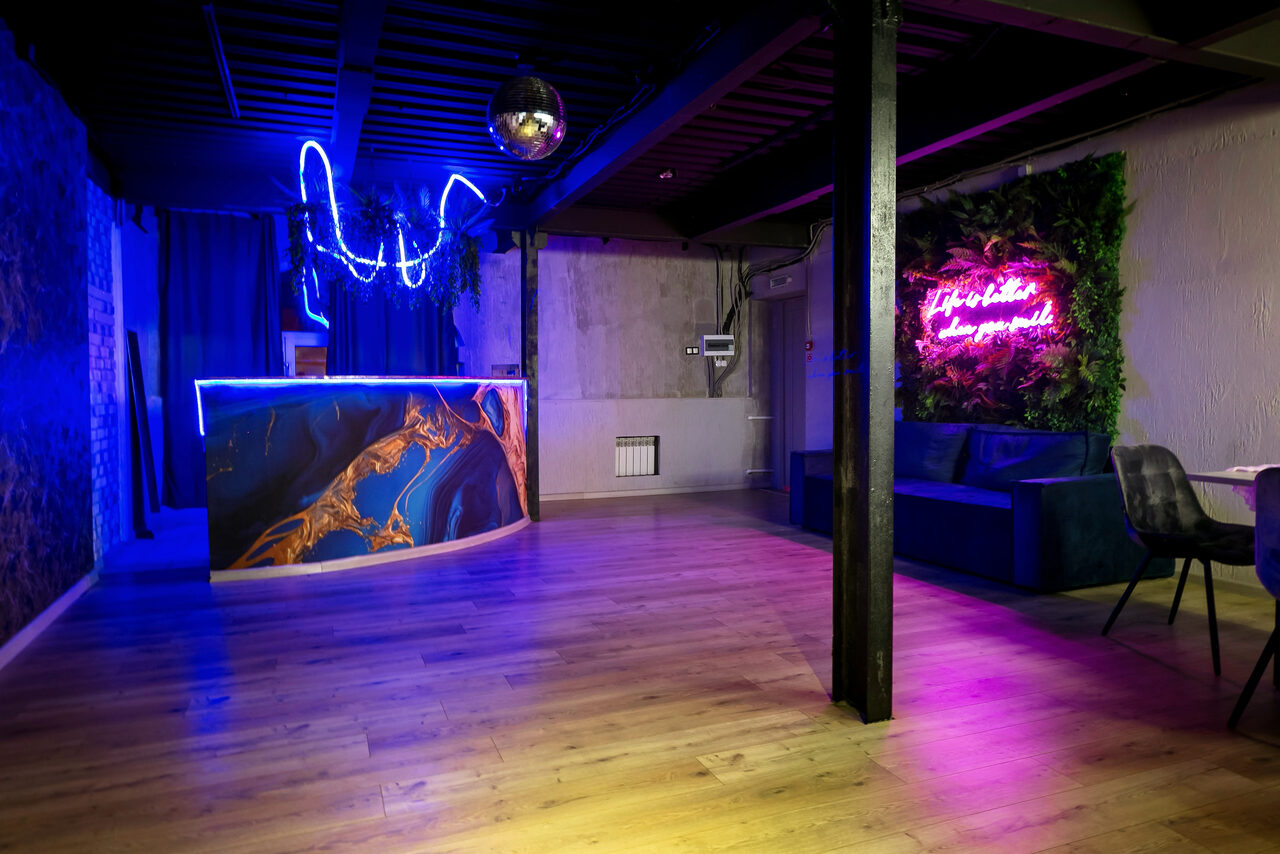 Арендовать Maybe Loft(Может быть Лофт). Зал Jungle(Джунгли)