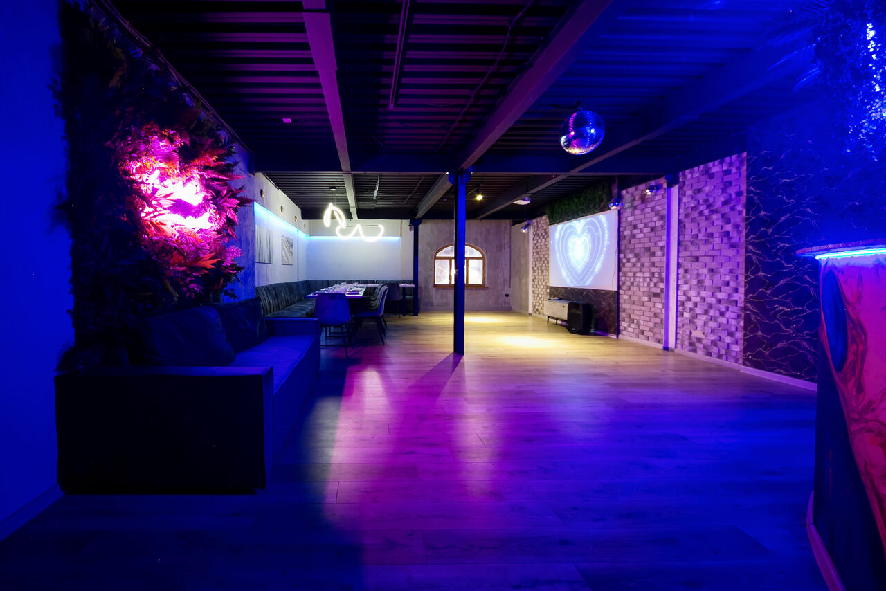 Арендовать Maybe Loft(Может быть Лофт). Зал Jungle(Джунгли)