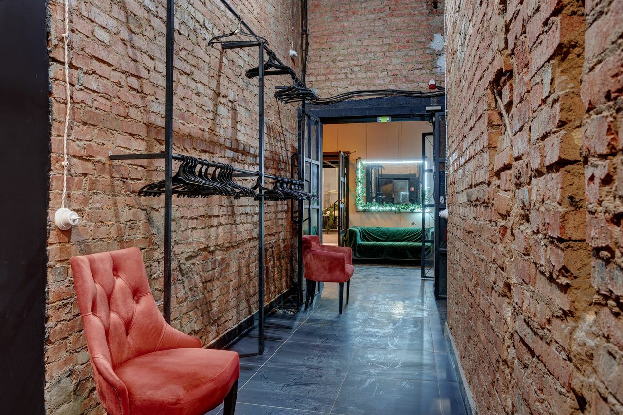 Арендовать Loft Prostranstvo Huge