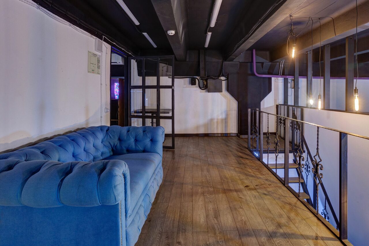 Арендовать Loft Prostranstvo Huge