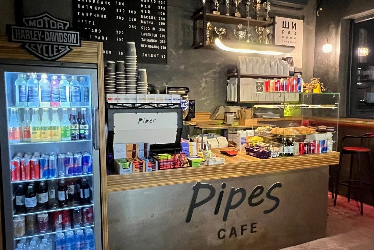 Арендовать Pipes Studio (Пайпс Студио). Лофт в поп-арт стиле 