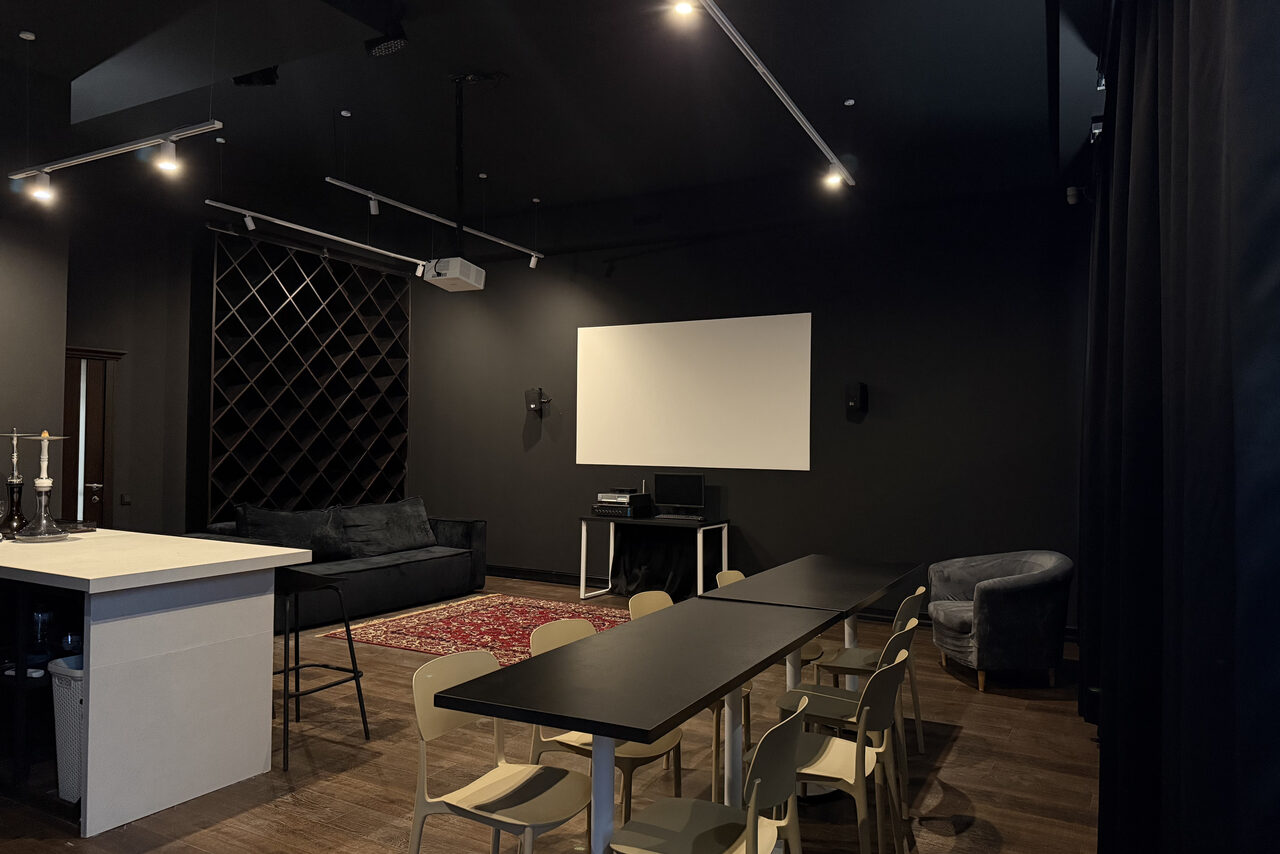 Арендовать Стильная площадка Суворов холл