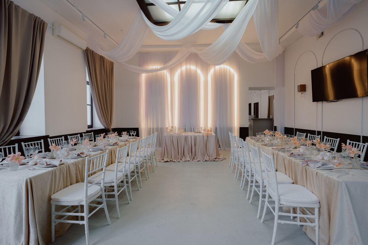 Арендовать Стильная площадка Суворов холл