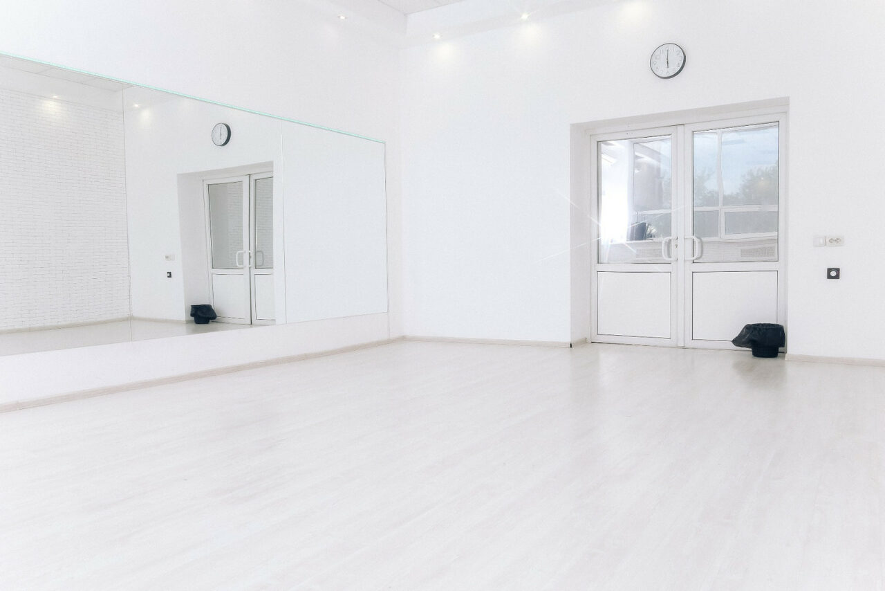 Арендовать Зал №4 “Кирпичный” - Зал с панорамным видом 40 кв.м.