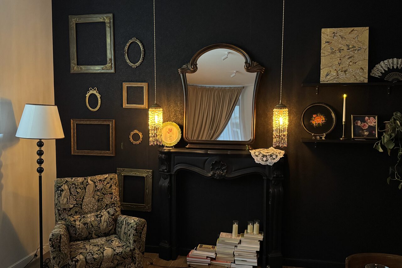 Арендовать Гостиная на Казанской. Уютное пространство с кухней