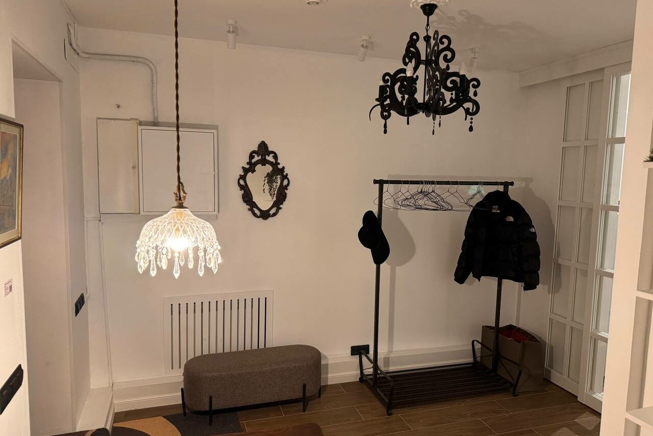 Арендовать Гостиная на Казанской. Уютное пространство с кухней