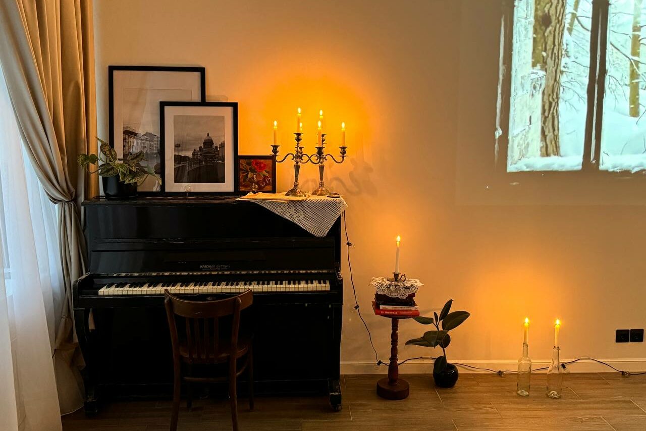 Арендовать Гостиная на Казанской. Уютное пространство с кухней