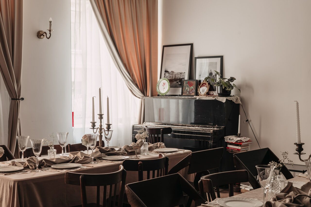 Арендовать Гостиная на Казанской. Уютное пространство с кухней