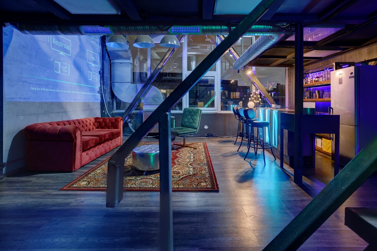 Арендовать Лофт Индустриальный 