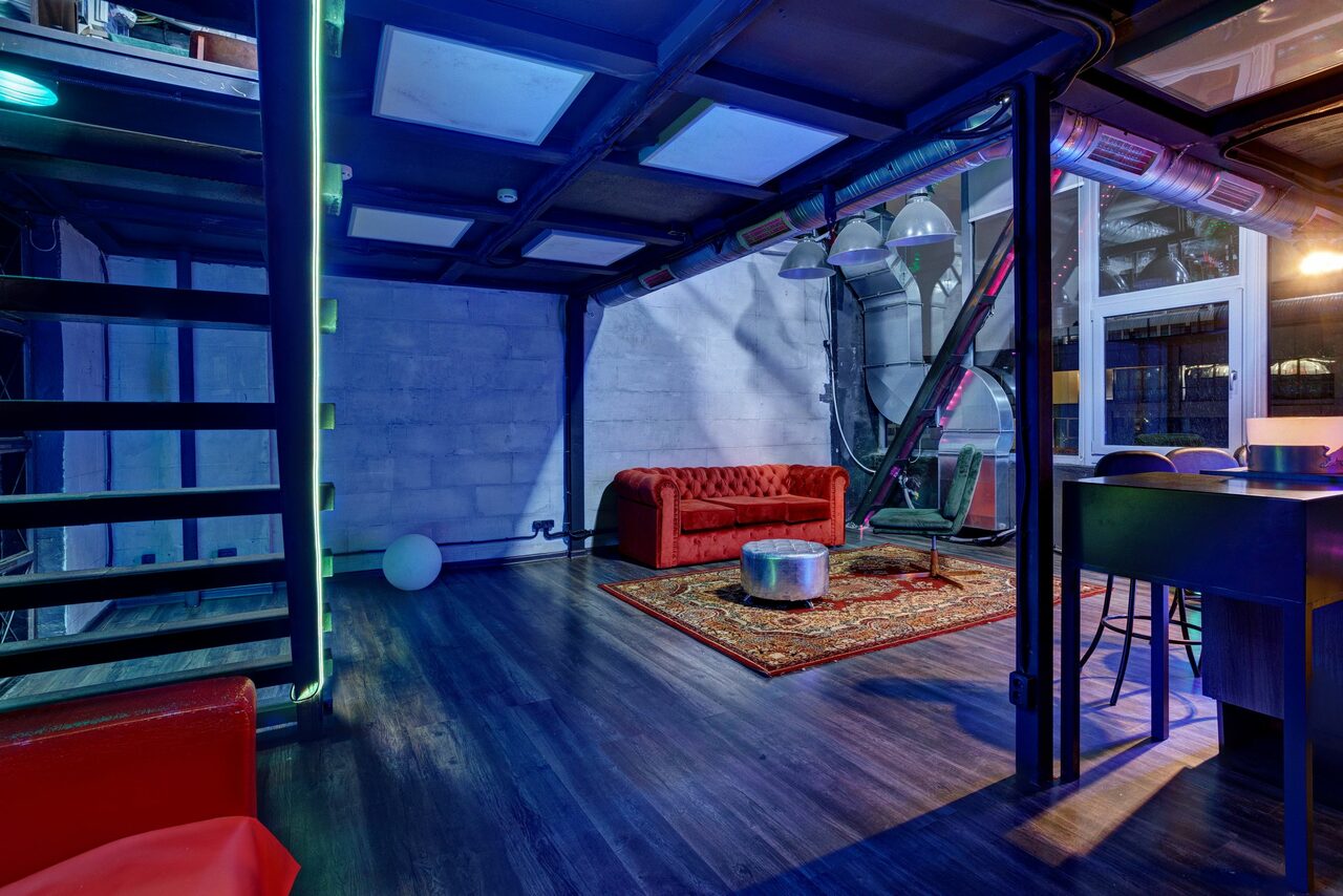 Арендовать Лофт Индустриальный 