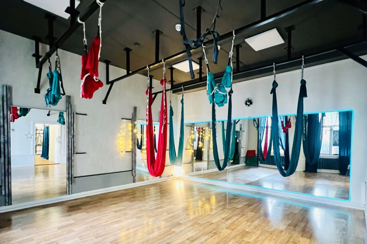 Арендовать J. K. Yoga Room Studio (Дж.Кей Йога Студия)