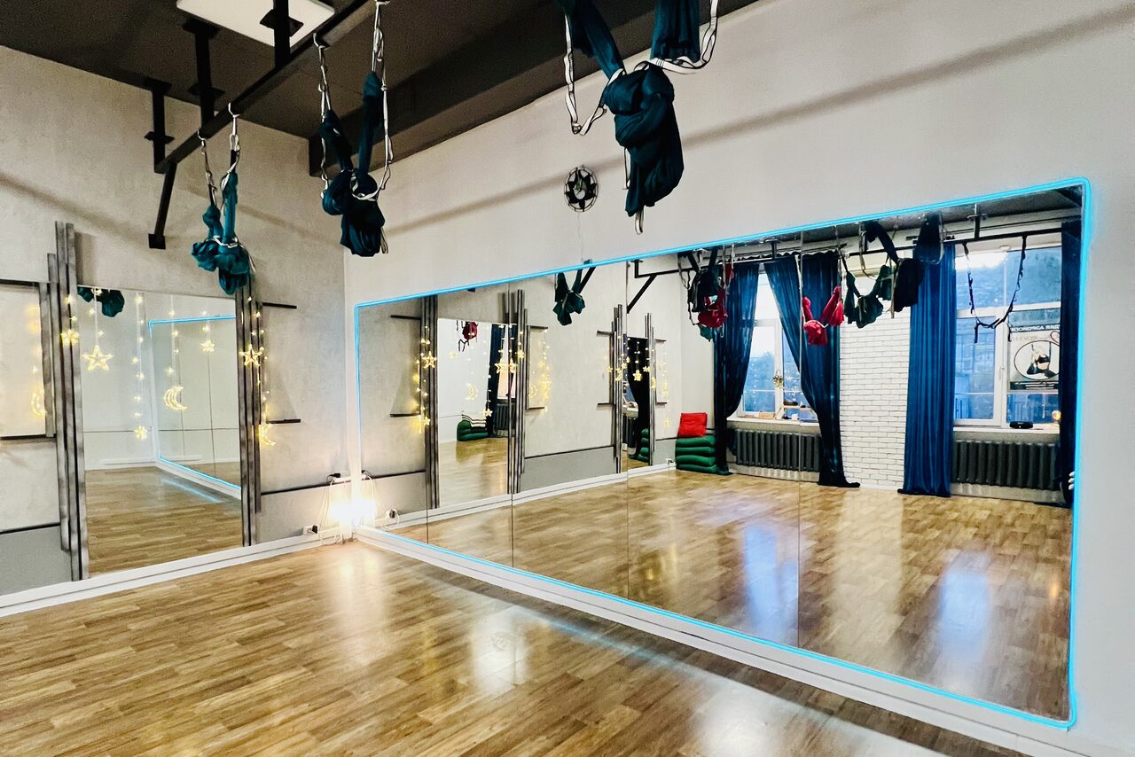 Арендовать J. K. Yoga Room Studio (Дж.Кей Йога Студия)