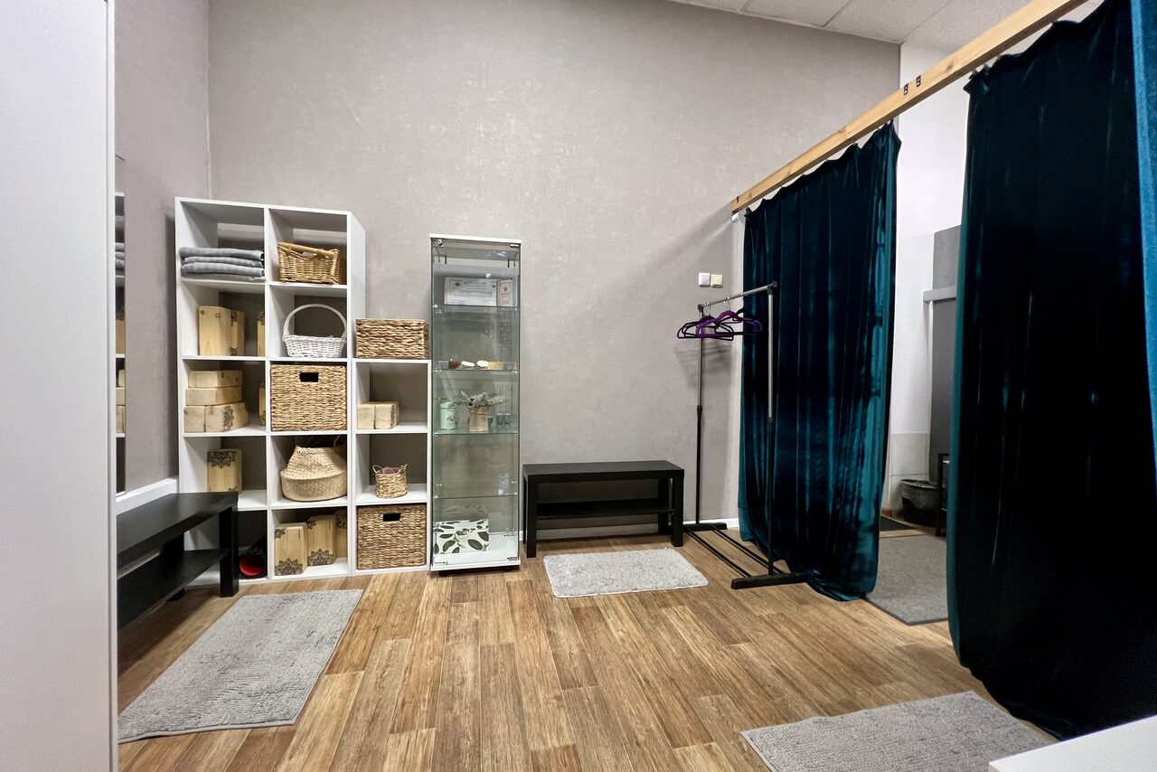 Арендовать J. K. Yoga Room Studio (Дж.Кей Йога Студия)