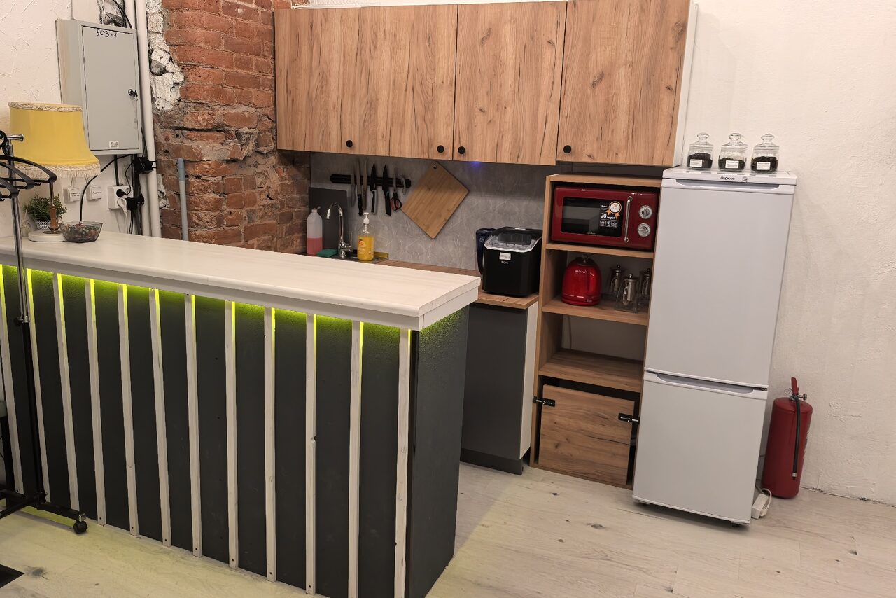 Арендовать Red Loft. Стильный лофт в красных тонах