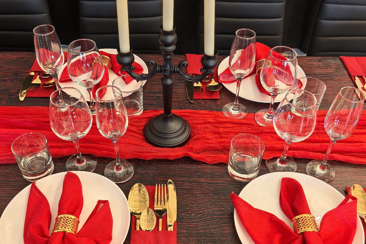 Арендовать Red Loft. Стильный лофт в красных тонах