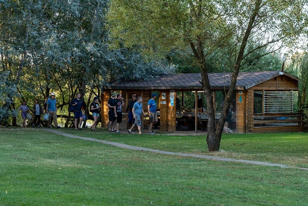 Арендовать Загородный отель ОК-РЕКА