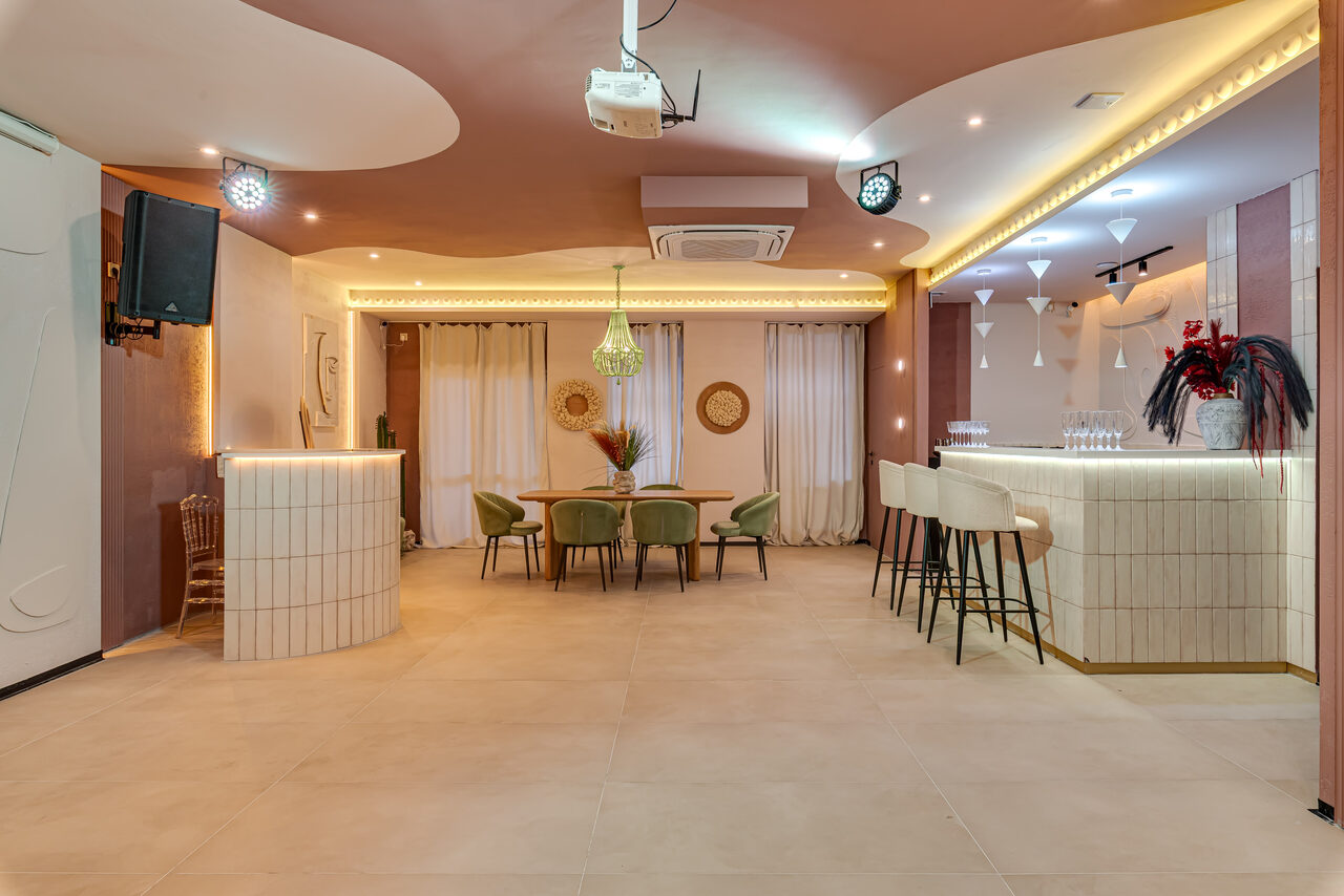 Арендовать Лофт в спокойных бежевых тонах