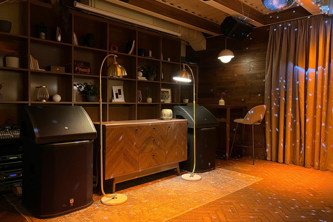 Арендовать Лофт Аудиенция