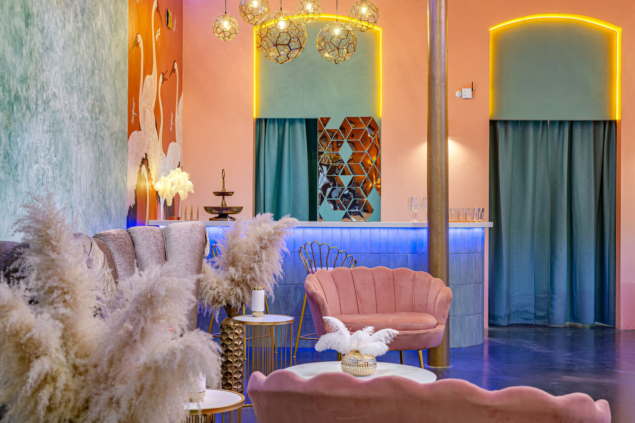 Арендовать Лофт Мемфис. Зал в итальянском стиле