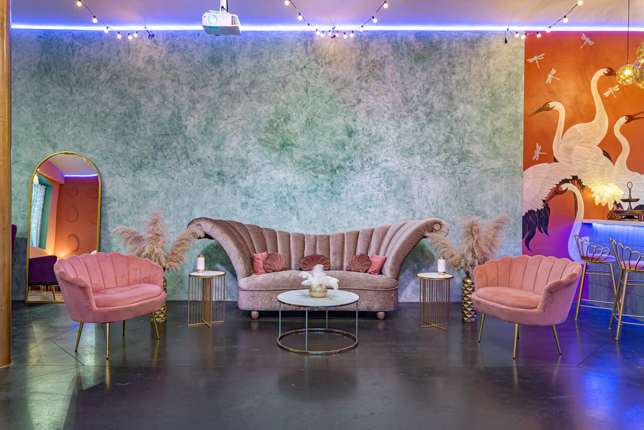 Арендовать Лофт Мемфис. Зал в итальянском стиле