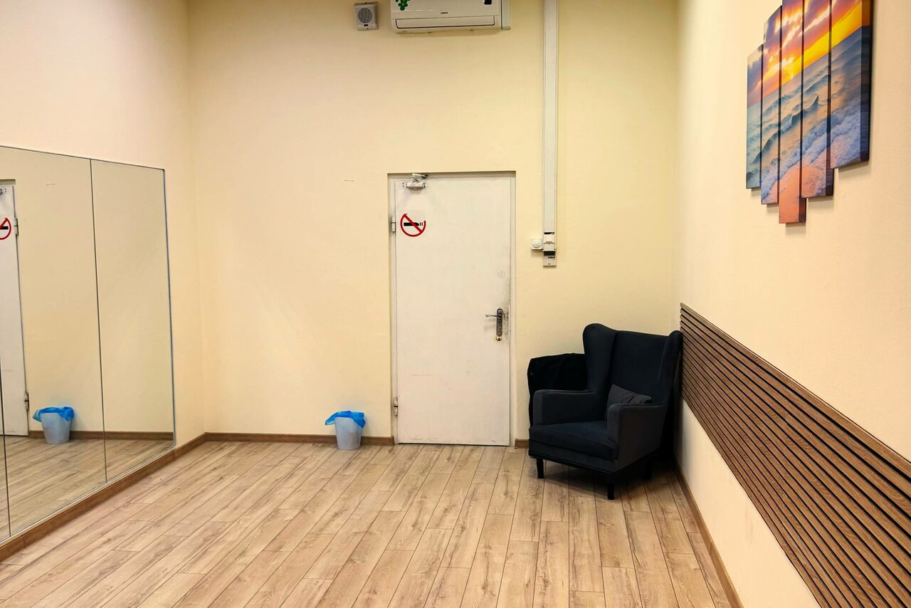 Арендовать VivaDance. Уютный танцевальный зал на 5 человек