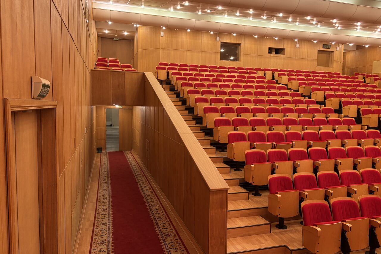 Арендовать МоцПрофКомп. Конференц-зал в отдельном здании