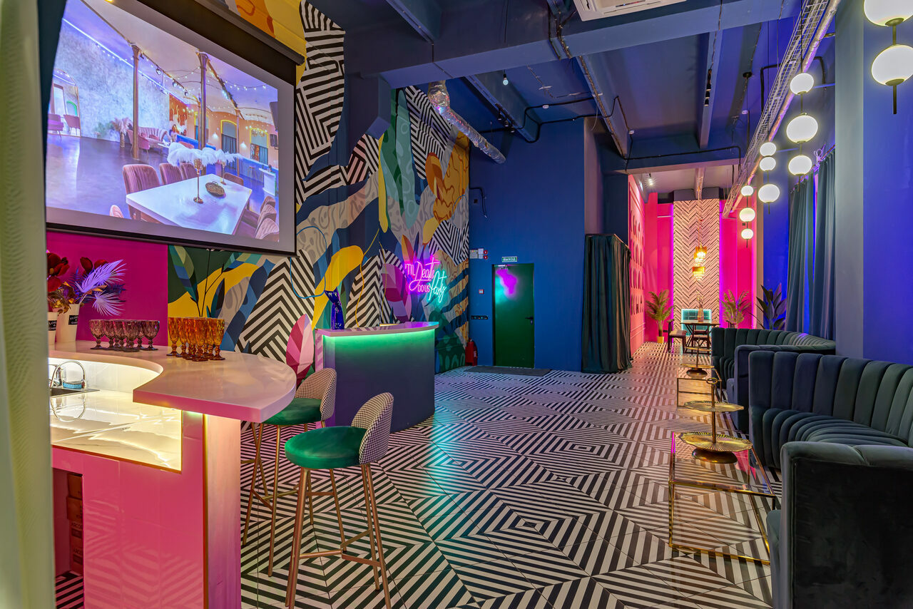 Арендовать Лофт Май. Зал Мира