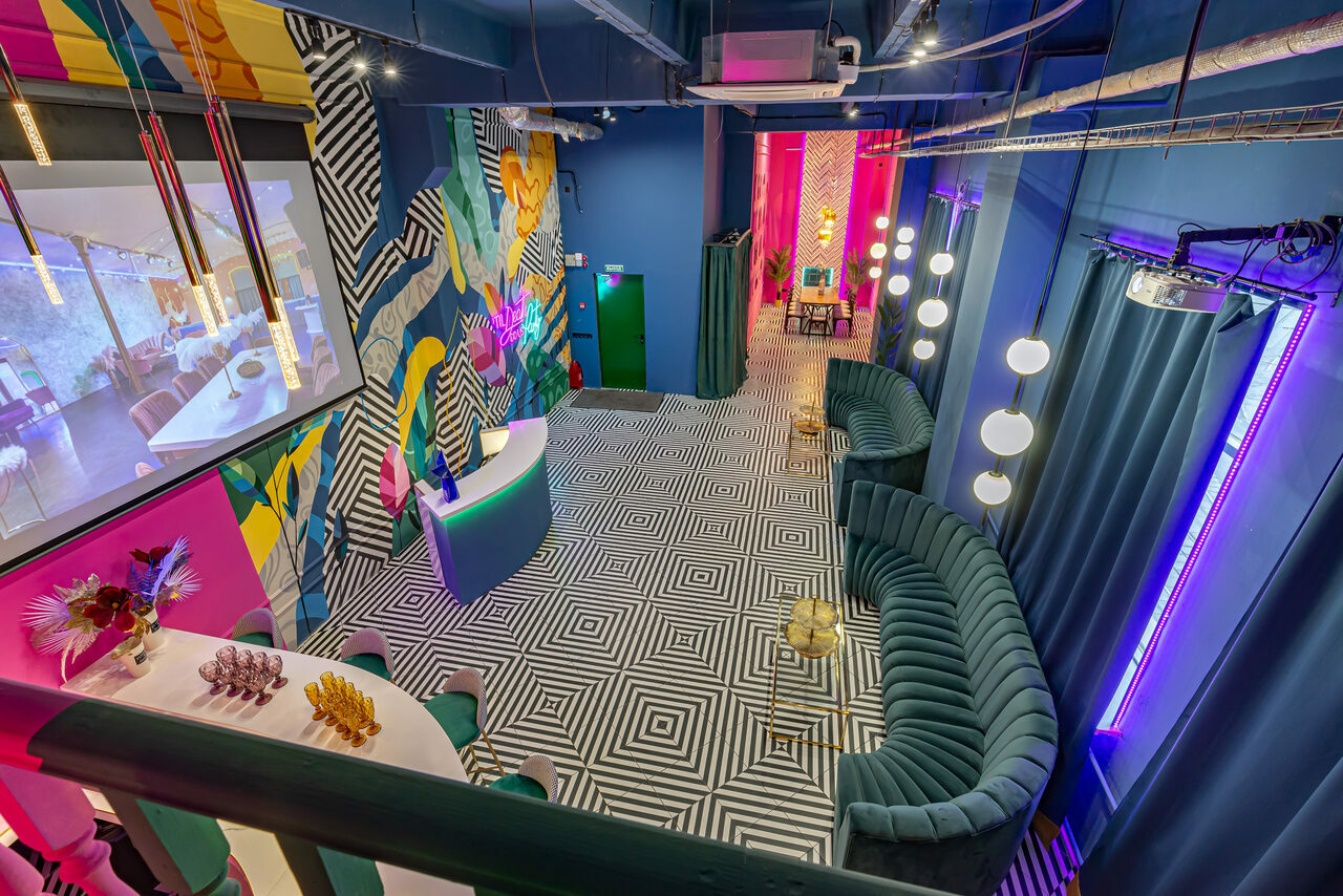 Арендовать Лофт Май. Зал Мира