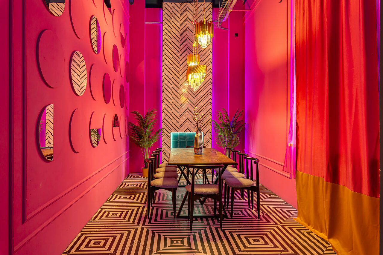 Арендовать Лофт Май. Зал Мира