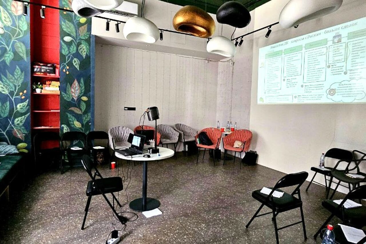 Арендовать Коворкинг «Офлайн». Уютный коворкинг для мероприятий