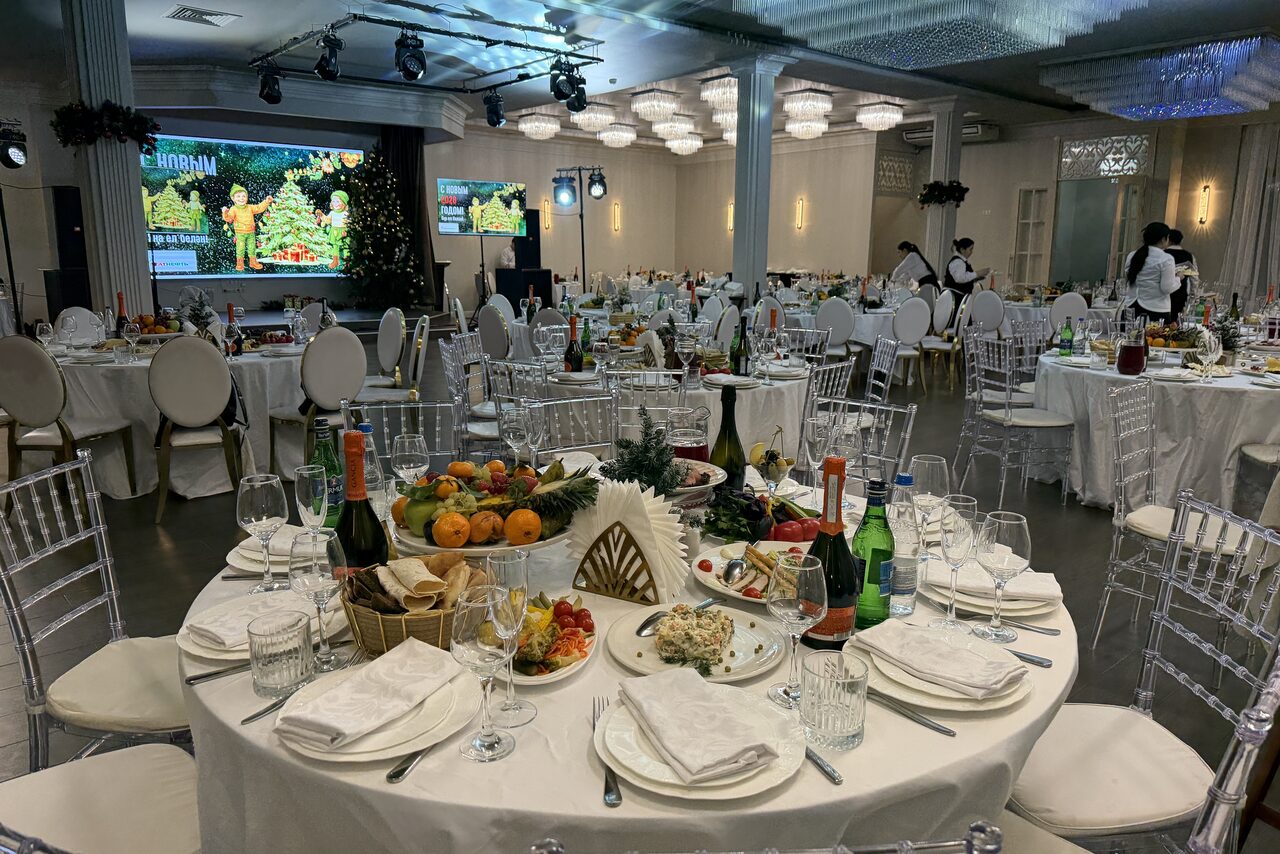 Арендовать Эдели. Просторный зал для мероприятий