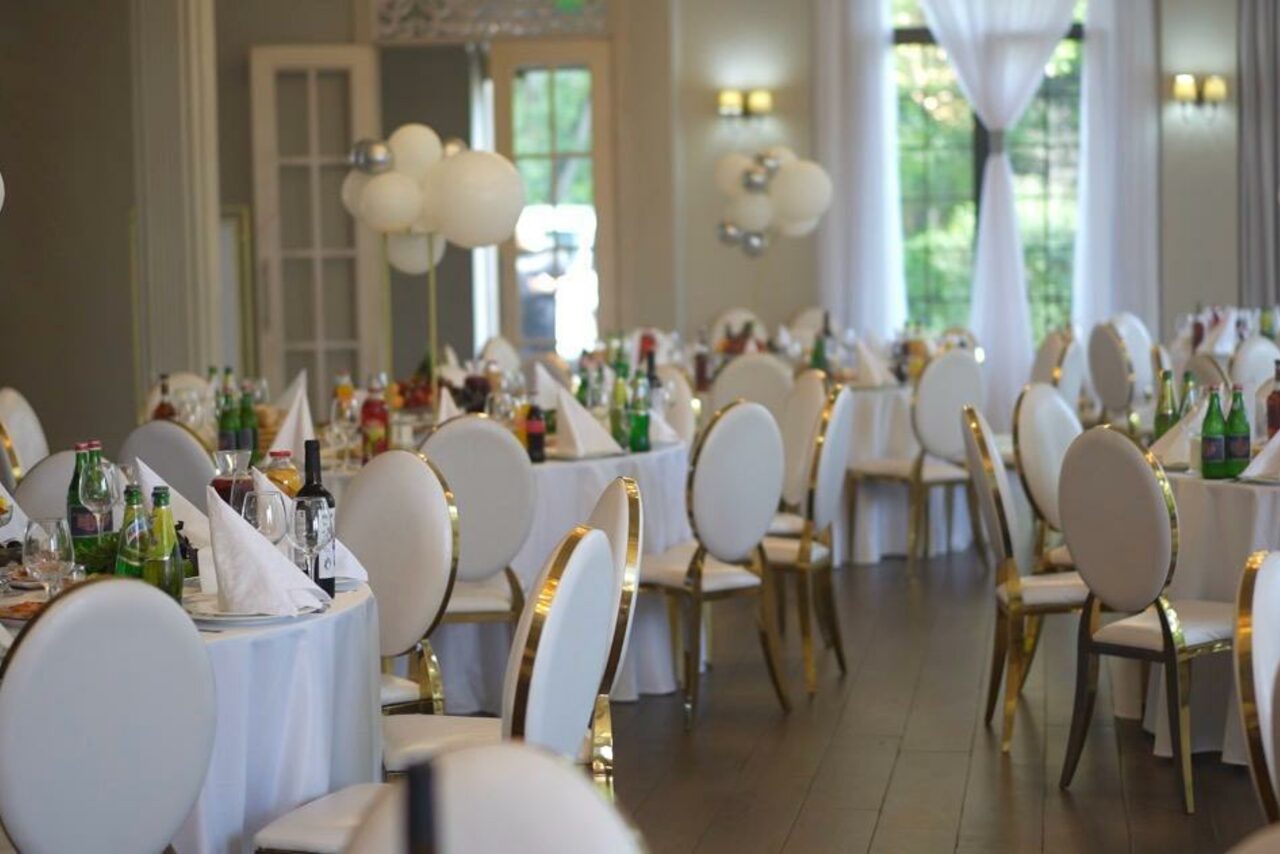 Арендовать Эдели. Просторный зал для мероприятий