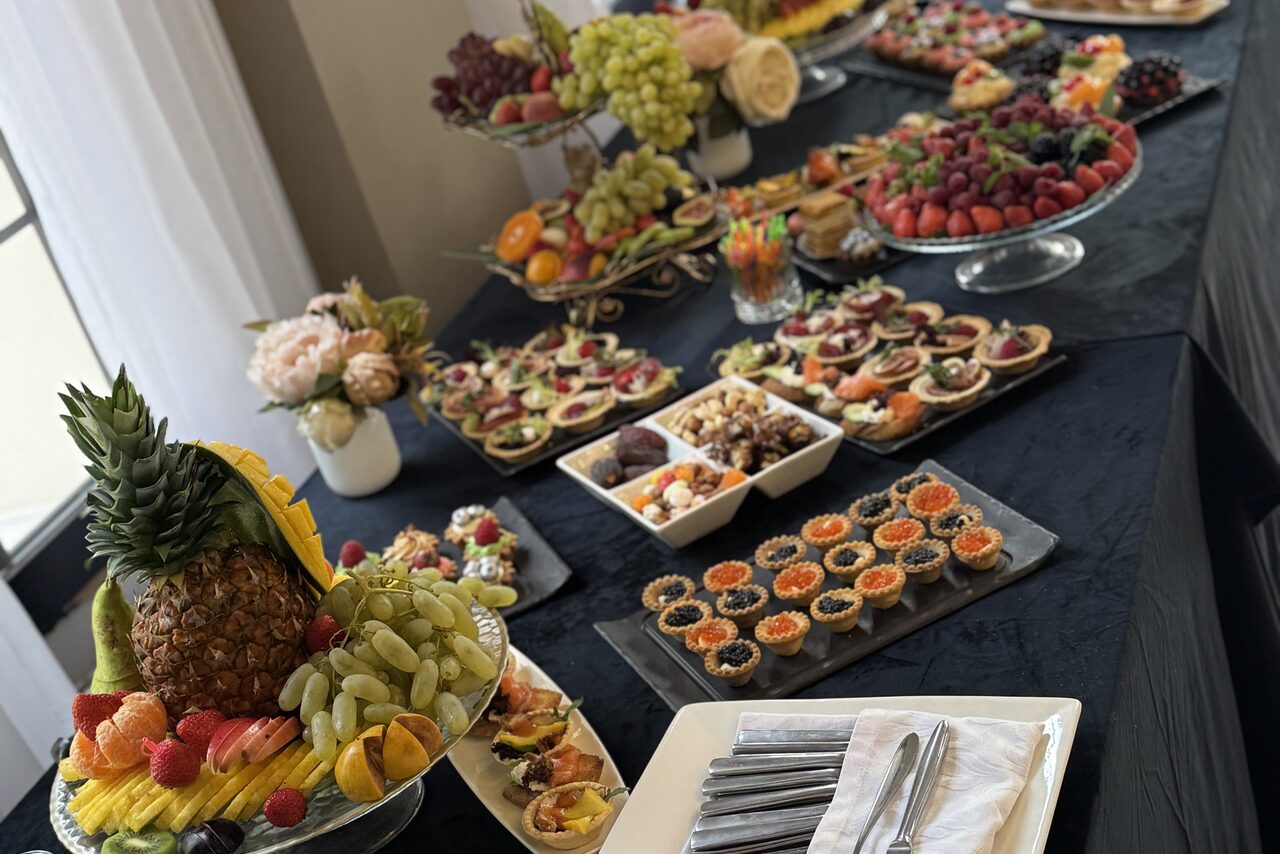 Арендовать Эдели. Просторный зал для мероприятий