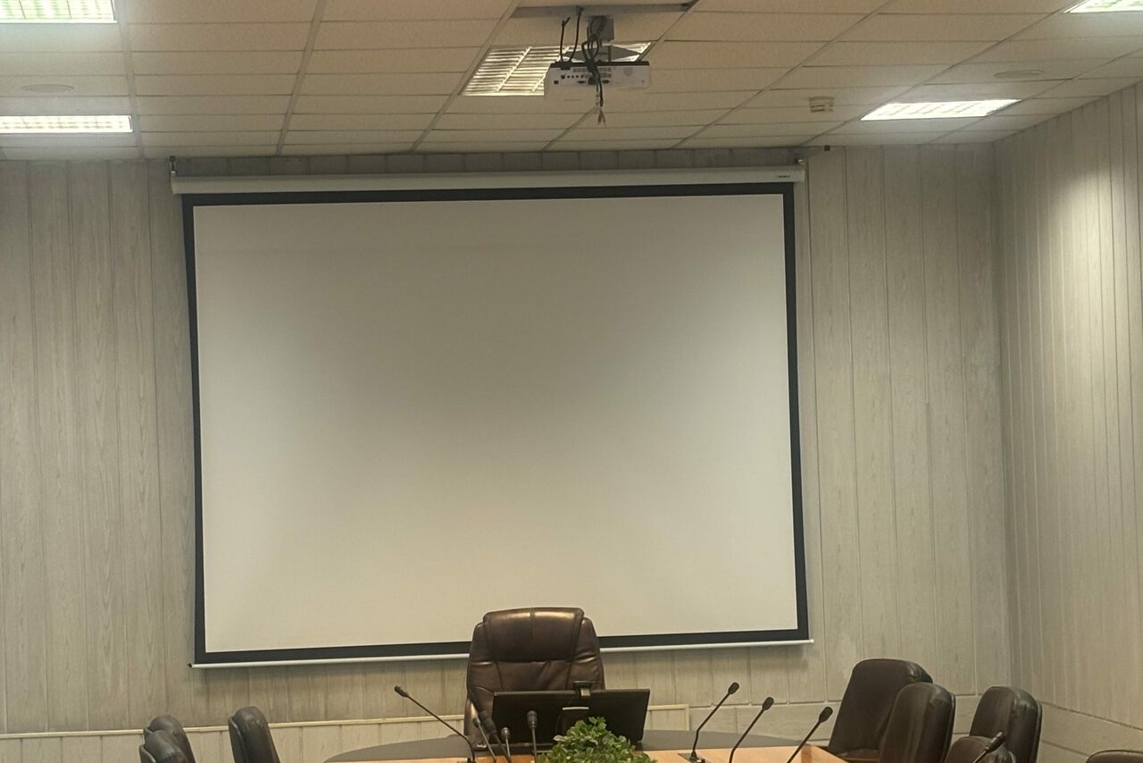 Арендовать МоцПрофКомп. Зал заседаний