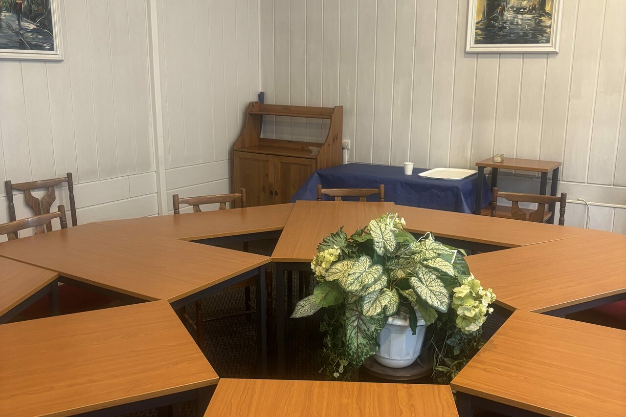 Арендовать МоцПрофКомп. Зал для переговоров