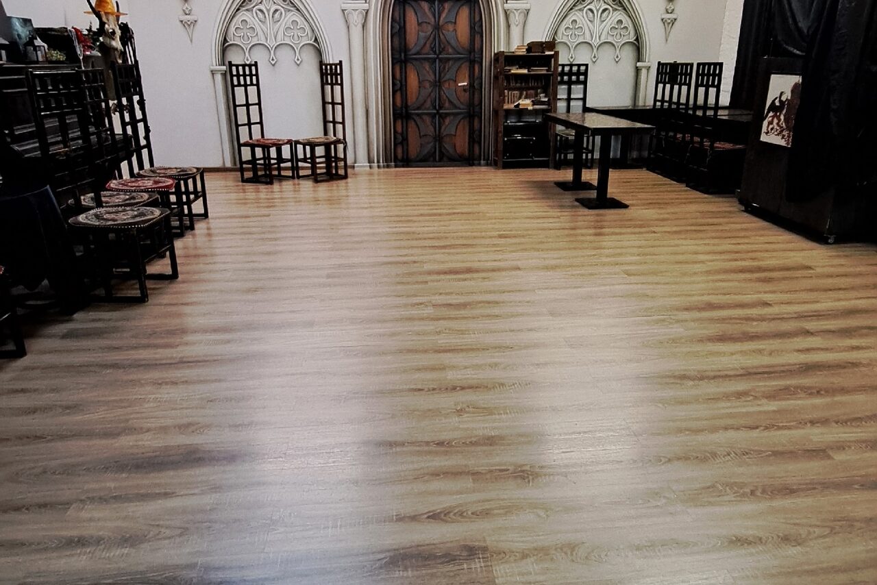 Арендовать Каминный зал с балконом на Невский проспект