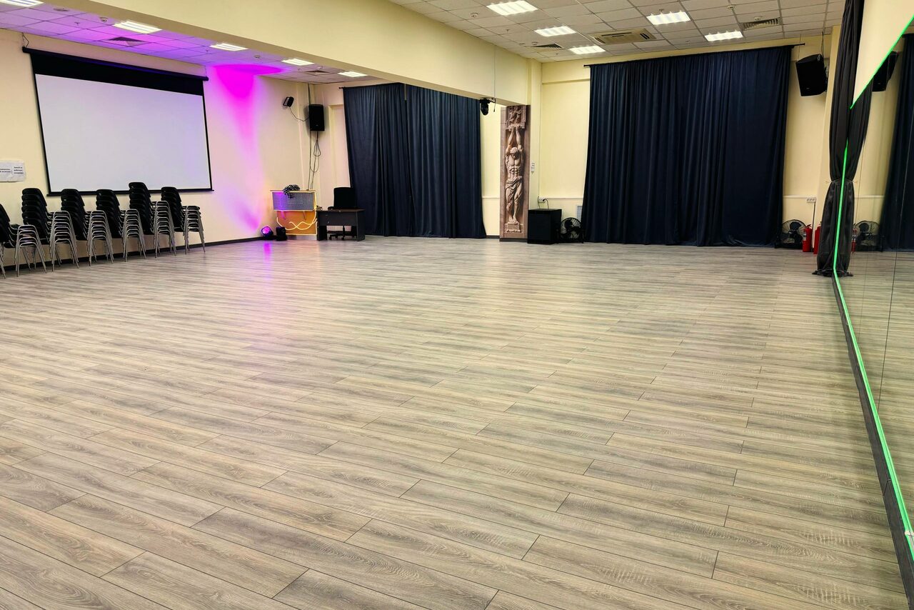 Арендовать Зал №9 «Аталант» - 191 кв.м.