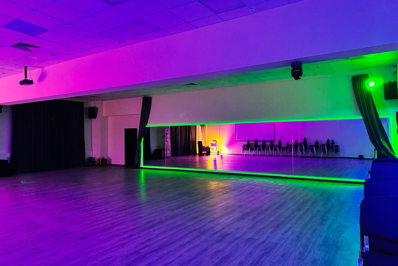 Арендовать Зал №9 «Аталант» - 191 кв.м.