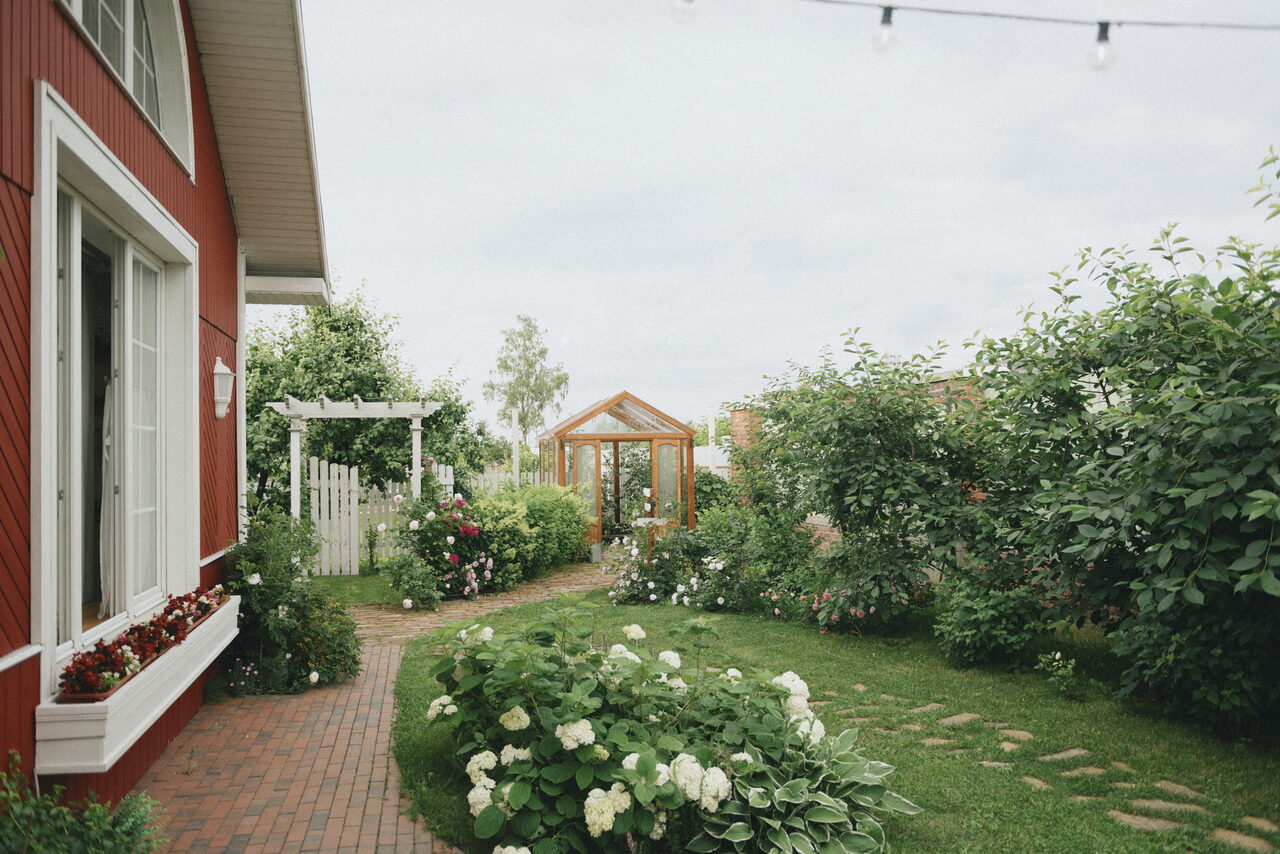 Арендовать Leona Event(Леона Эвент). Пространство на открытом воздухе