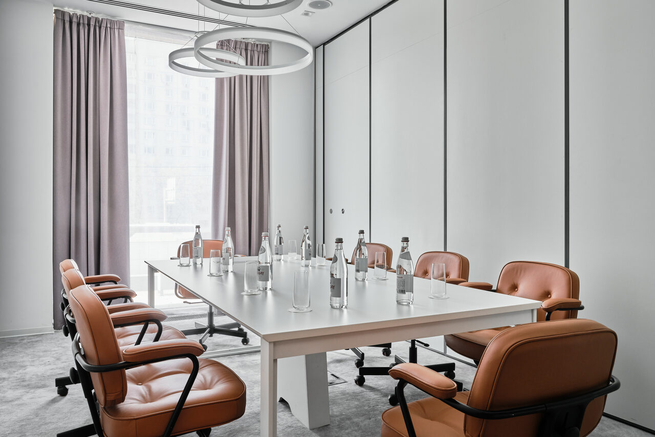 Арендовать Pana White(Пана Белый). Зал при отеле