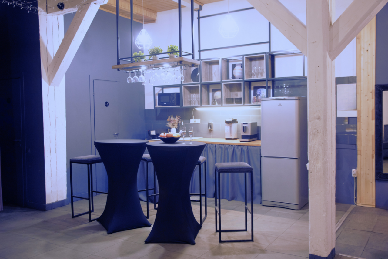 Арендовать Сатурн Лофт