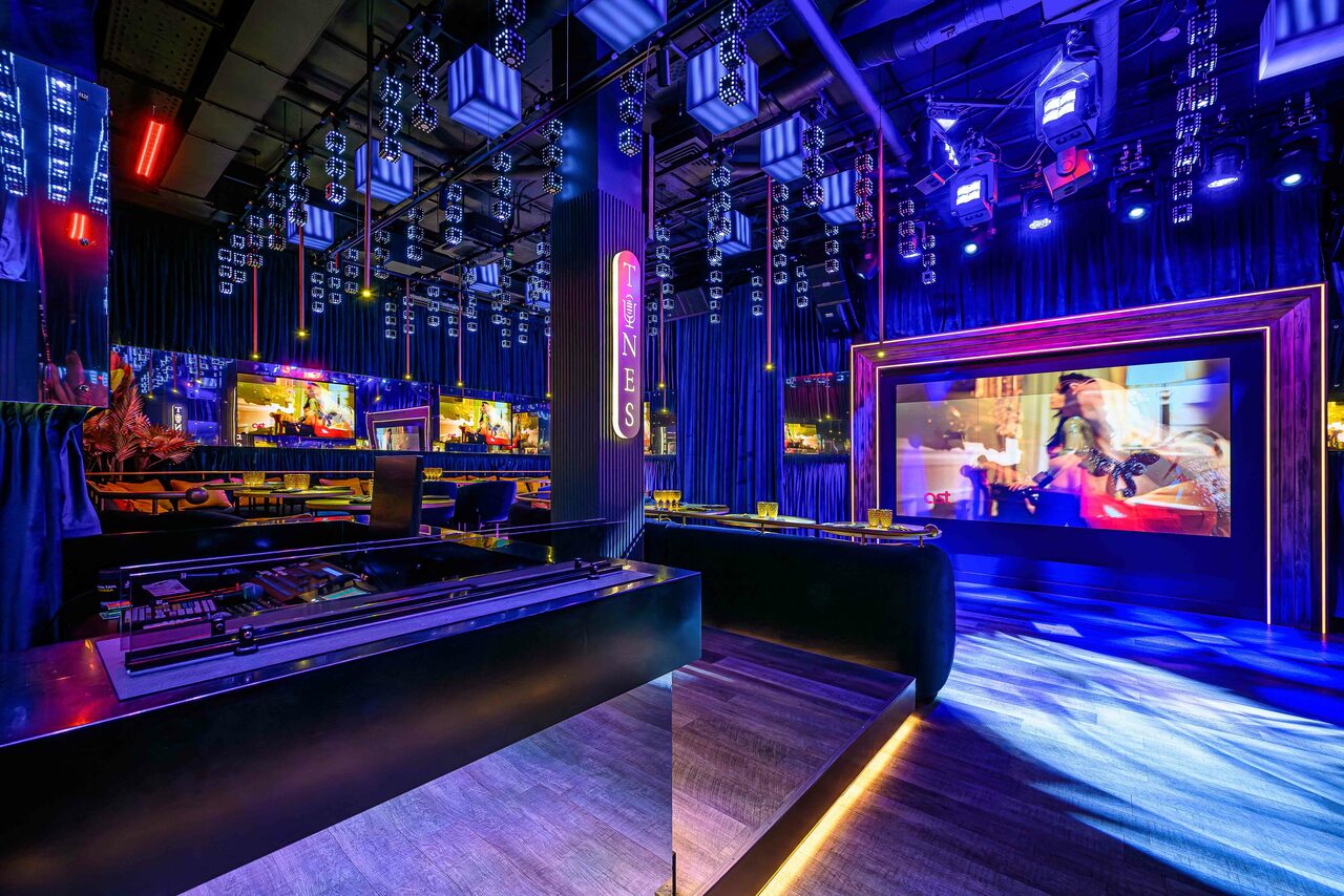 Арендовать Tunes (Мелодии). Ресторан и лаунж-бар с караоке 