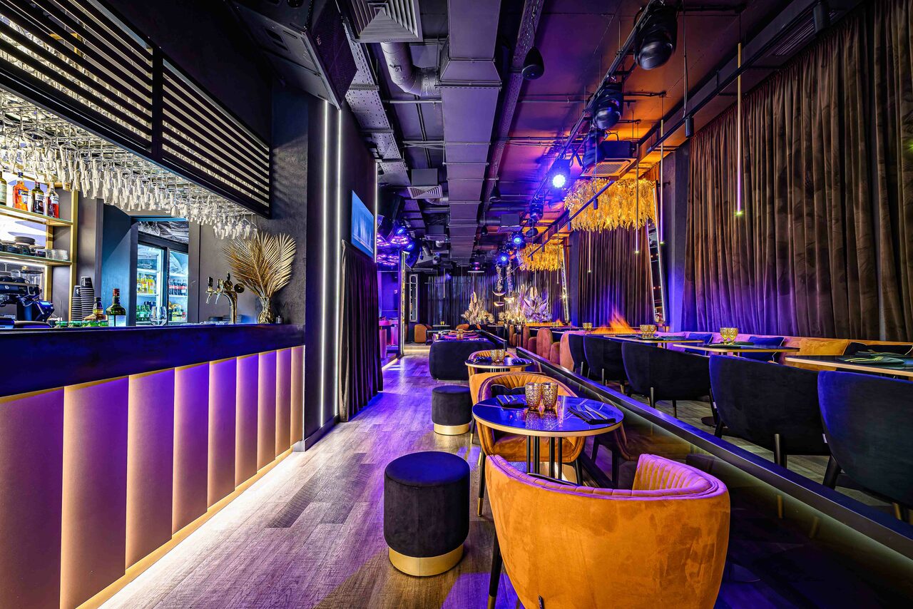 Арендовать Tunes (Мелодии). Ресторан и лаунж-бар с караоке 