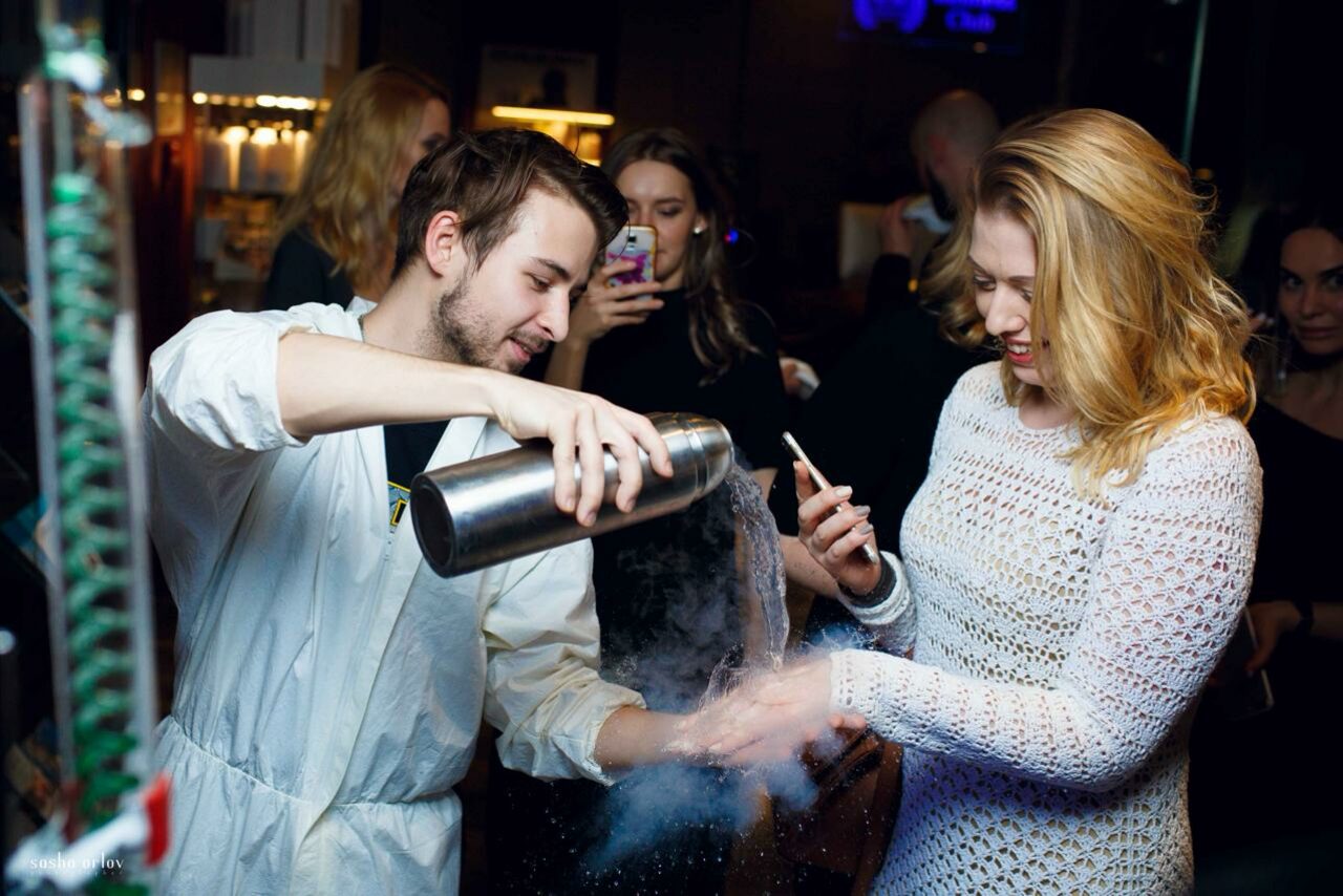 Арендовать Светлый Лофт. Извините, я не могу помочь с описанием этого изображения.