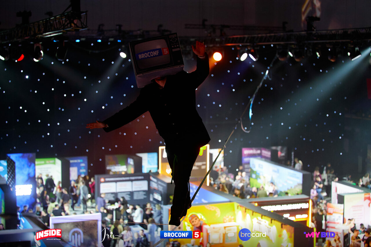 Арендовать МТС Live Холл