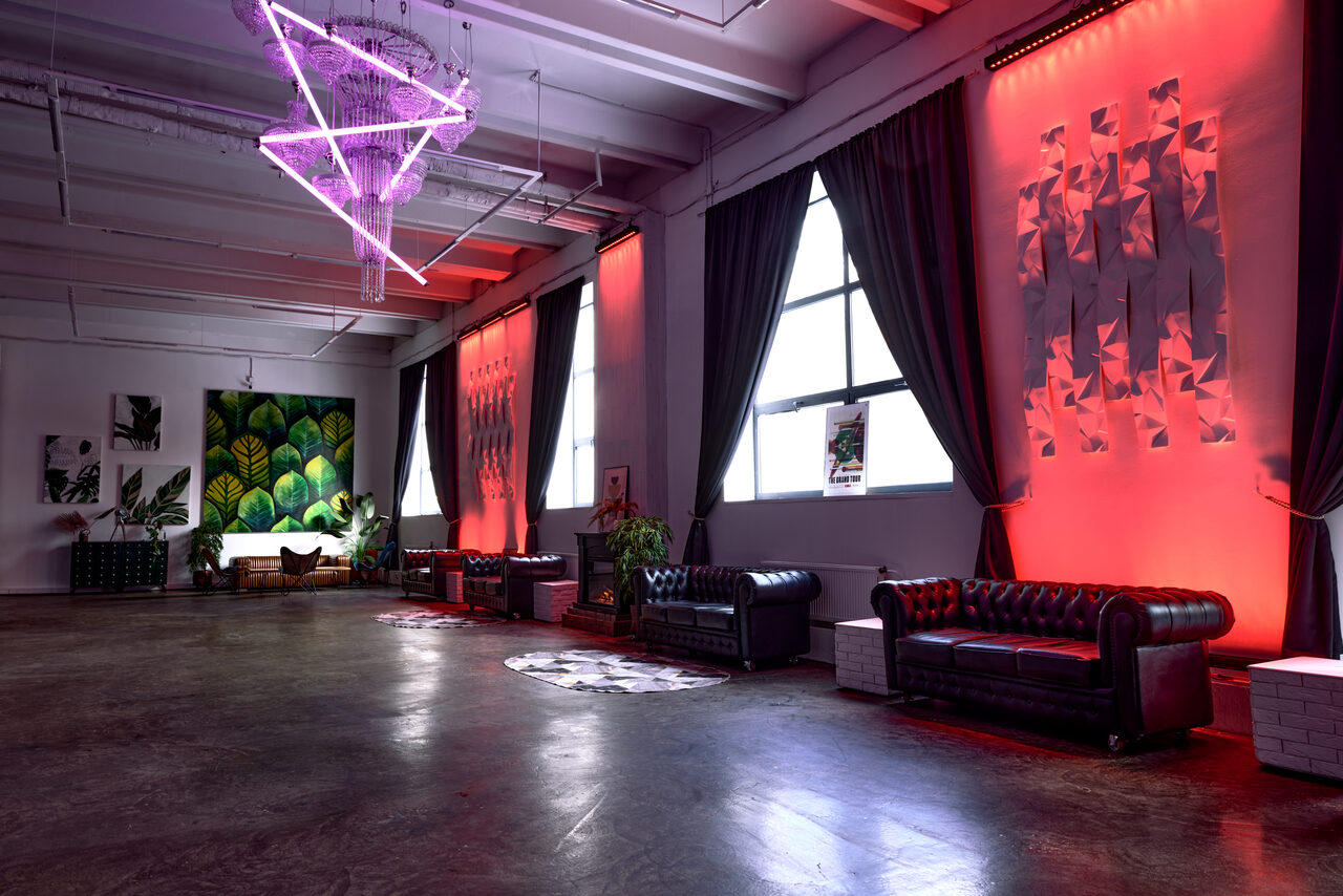 Арендовать Огромное event-пространство 