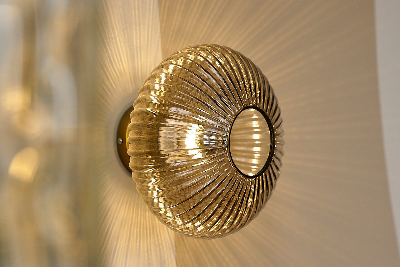 Арендовать Большой стильный лофт с панорамными окнами